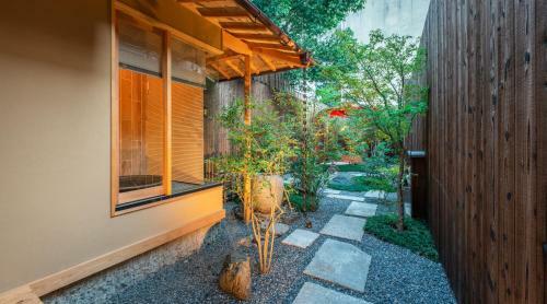 Kumomachiya Takoyakushi