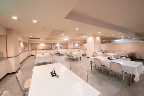 Main Hotel - Vacation Stay 82546