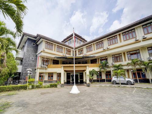 Oyo 3955 Hotel Bumi Kitri Pramuka