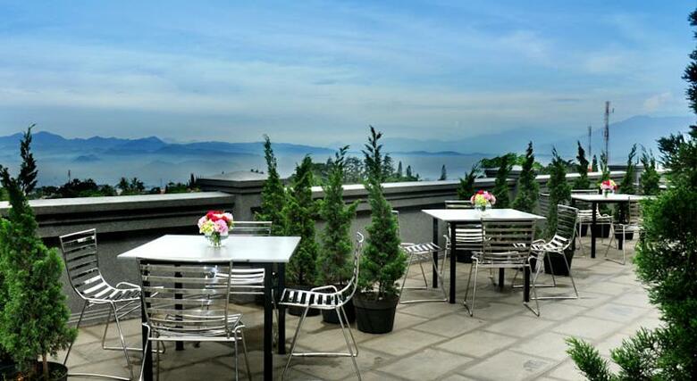 Gh Universal Hotel Bandung