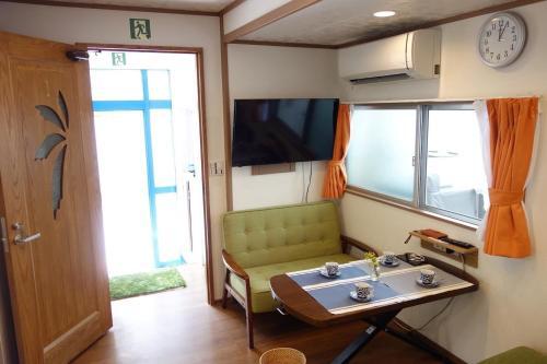 Paradise Inn / Vacation Stay 77374