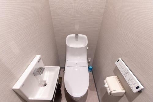 Albergue H2o Stay ???-male Only
