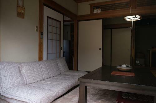 Kalik House