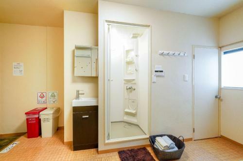 Bed & Breakfast Red House Osaka