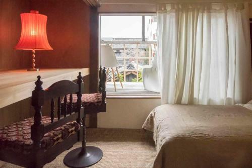 �earthlounge� Modern And Tradition