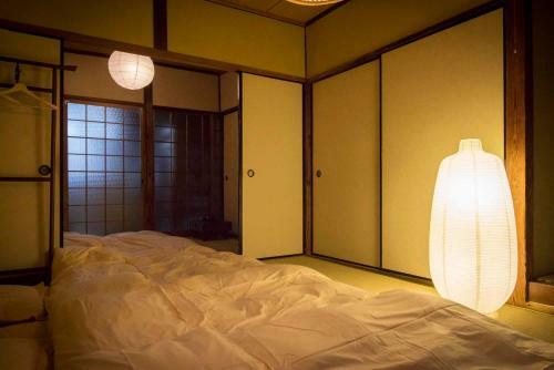 �earthlounge� Modern And Tradition