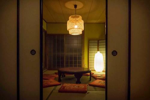 �earthlounge� Modern And Tradition