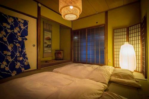 �earthlounge� Modern And Tradition