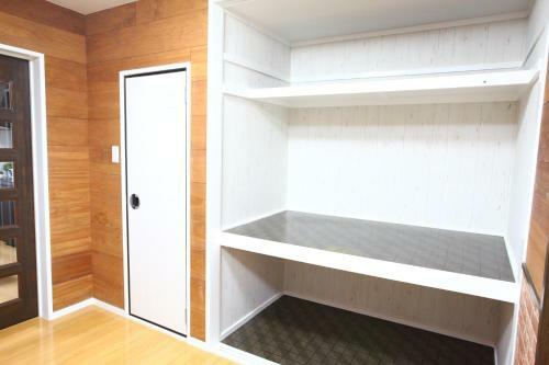 Samy's Guest House Ks