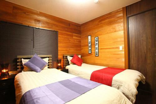 Samy's Guest House Ks