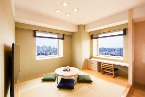 Karaksa Hotel Grande Shin-osaka Tower