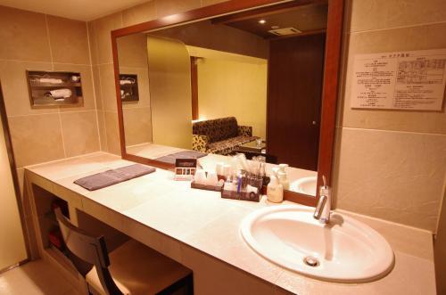 Blue Hotel Octa (Adult Only)