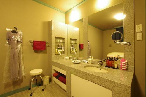 Bluehotel Sju(:)pri:m (Adult Only)