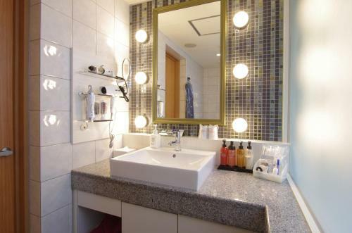 Bluehotel Sju(:)pri:m (Adult Only)