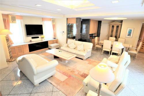 Villa Sapporo Luxury House