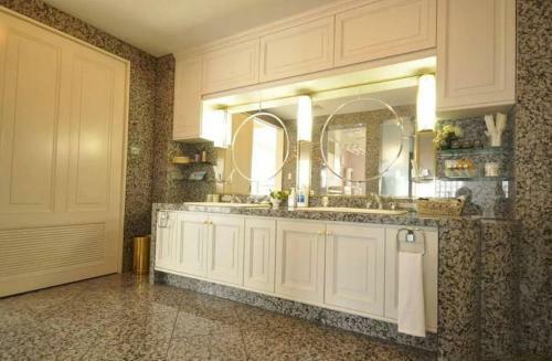 Villa Sapporo Luxury House