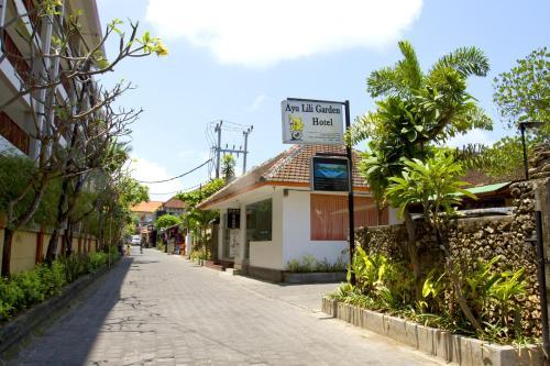 Hostal Ayu Lili Garden Cottages