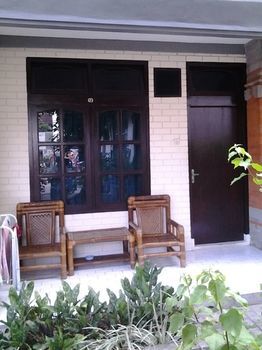 Hostal Mahendra Beach Inn