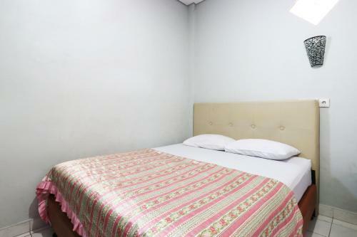 Hostal Taman Mekar Beach Inn