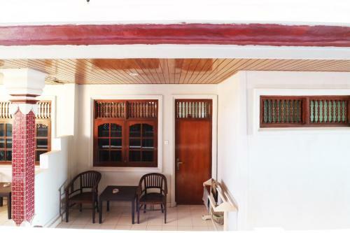 Hostal Taman Mekar Beach Inn