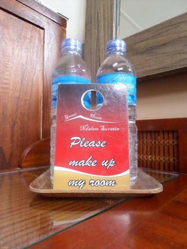 Hostal Ndalem Suratin Guesthouse
