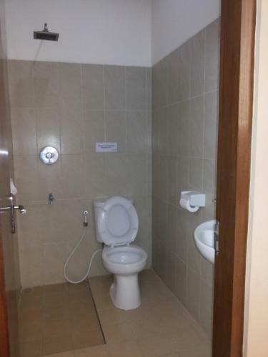 Hostal Ndalem Suratin Guesthouse