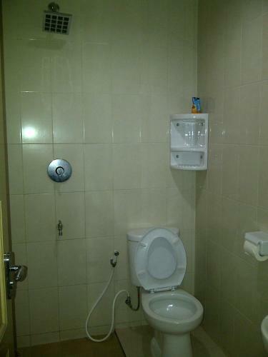 Hostal Ndalem Suratin Guesthouse