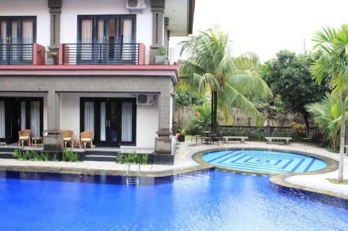 Hotel Taman Tirta Ayu Pool And Mansion