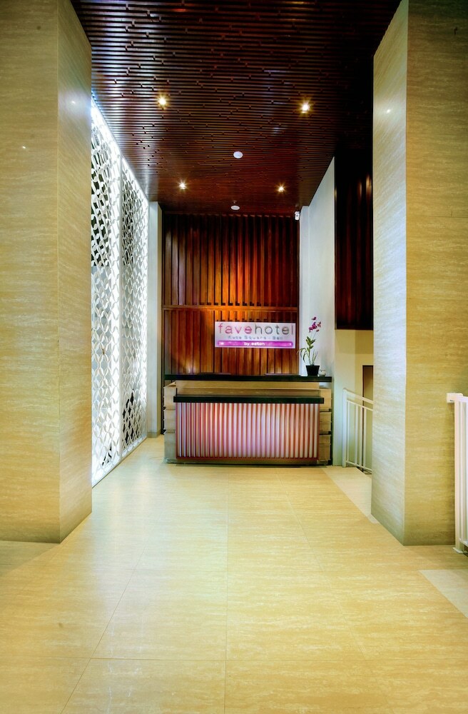 Favehotel Kuta Square