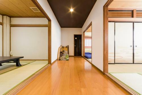 Hostal Tessen Guesthouse
