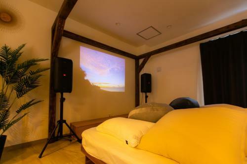 The:moves Cinema Villa