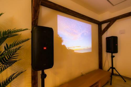 The:moves Cinema Villa