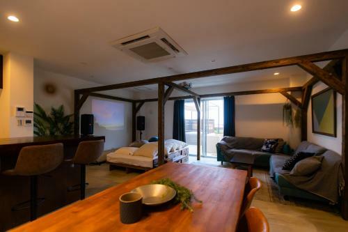 The:moves Cinema Villa