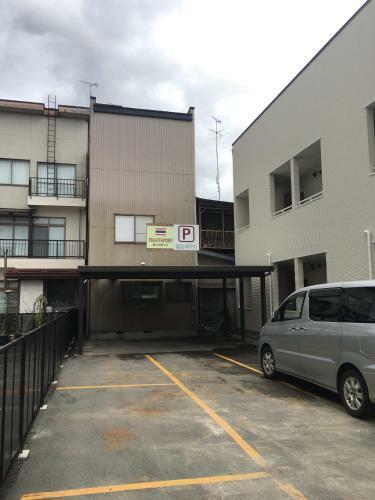 Apartamentos Thanyaporn Hotel