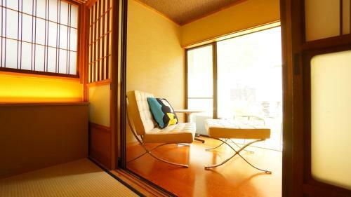 6-6-6 / Vacation Stay 61190