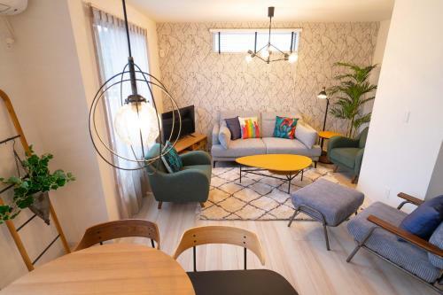 Okinawa Beach House Golden Drop S