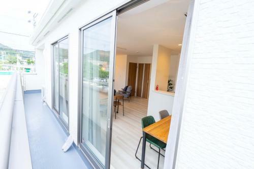 Okinawa Beach House Golden Drop S