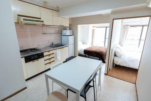 Yokohama Meguri Apartment Hotel