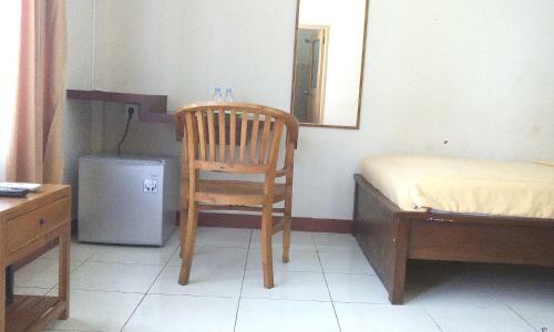 Hotel Taxa Inn Kuta Raya