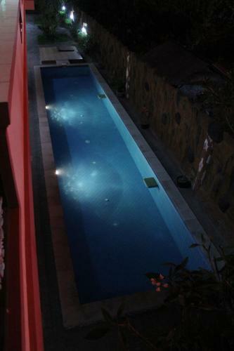 Hotel Taxa Inn Kuta Raya