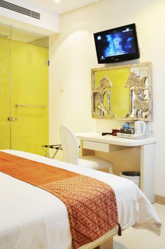 Hotel Pyrenees Jogja