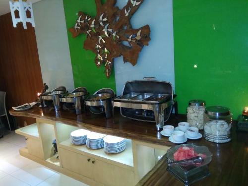 Hotel Pyrenees Jogja
