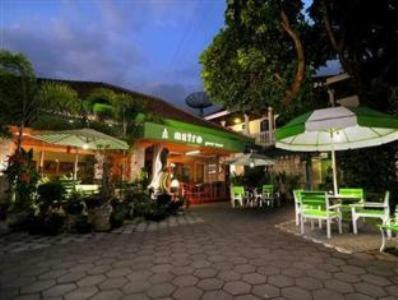 Hostal Metro Guest House