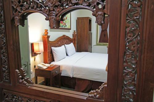 The Kresna Hotel