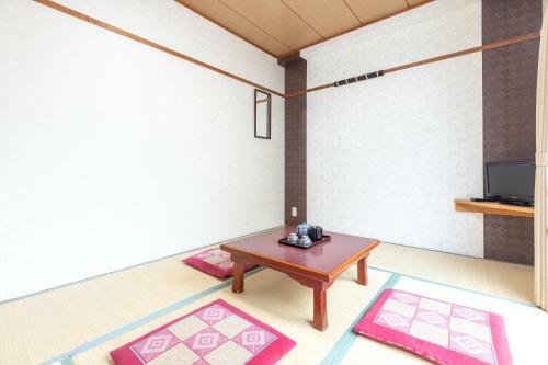 Oyo Business Ryokan Akashiya Annex
