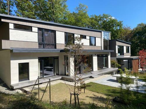 Villa ? Hachi
