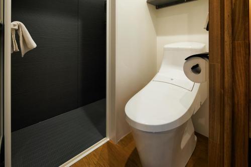 Mizuka Nakasu 5 - Unmanned Hotel -