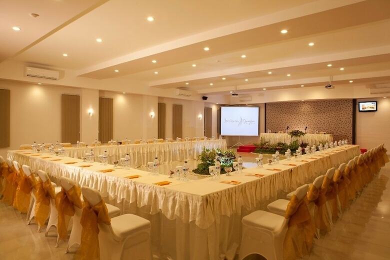 Jentra Dagen Hotel Malioboro