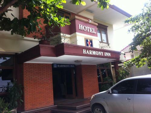 Hotel Harmony Inn