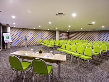 Hotel Ibis Styles Bali Kuta Circle